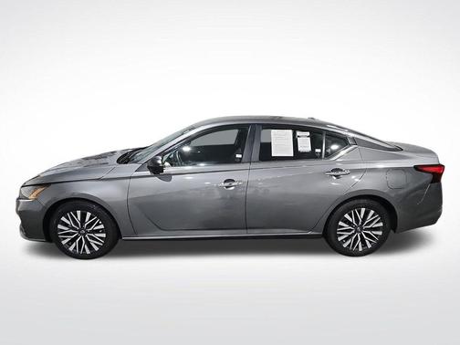 Gun Metallic 2024 Nissan Altima 2.5 SV