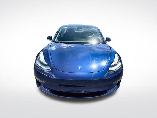 Deep Blue Metallic 2019 Tesla Model 3 Long Range