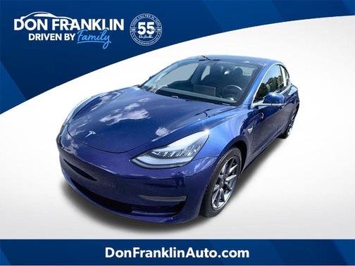 Deep Blue Metallic 2019 Tesla Model 3 Long Range