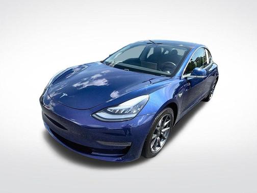 Deep Blue Metallic 2019 Tesla Model 3 Long Range