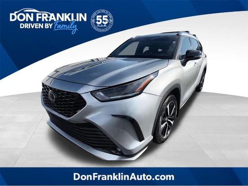 Celestial Silver Metallic 2022 Toyota Highlander XSE