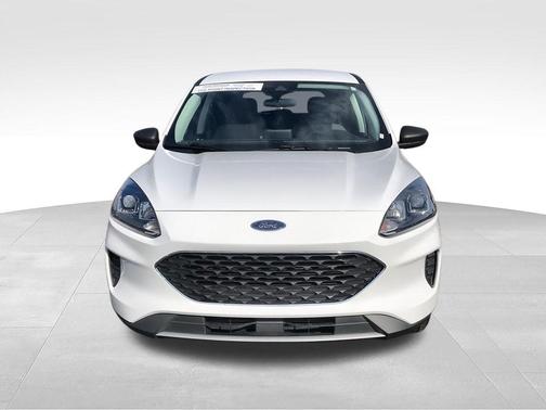 OXFORD WHITE 2022 Ford Escape SE
