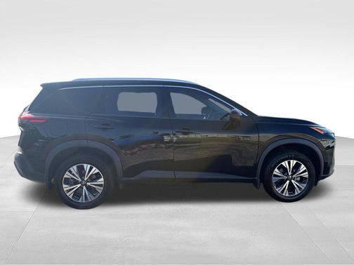Super Black 2021 Nissan Rogue SV