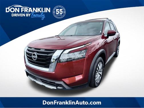 Scarlet Ember Tintcoat 2023 Nissan Pathfinder SL 4WD