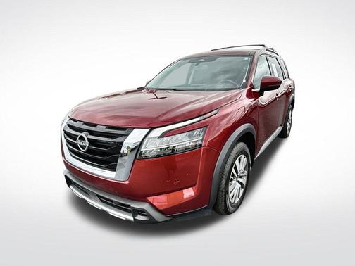Scarlet Ember Tintcoat 2023 Nissan Pathfinder SL 4WD