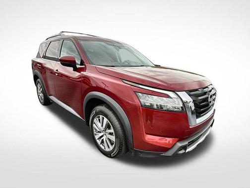 Scarlet Ember Tintcoat 2023 Nissan Pathfinder SL 4WD