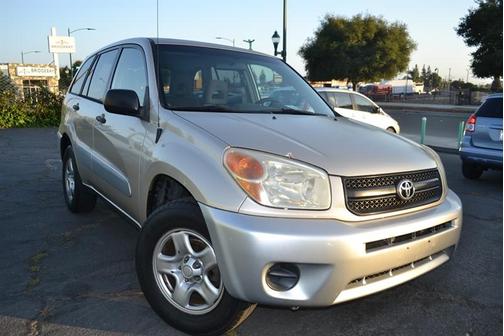 Gold 2004 Toyota RAV4 Base