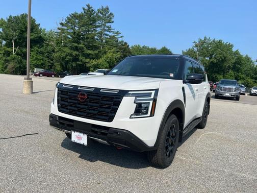 Aspen White SPR Black 2026 Nissan Armada PRO-4X