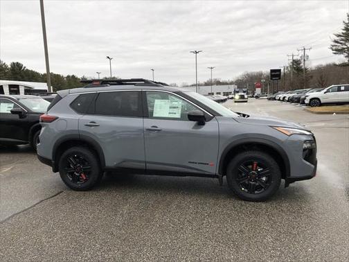 2025 Nissan Rogue Rock Creek