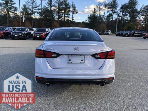 2025 Nissan Altima SR FWD