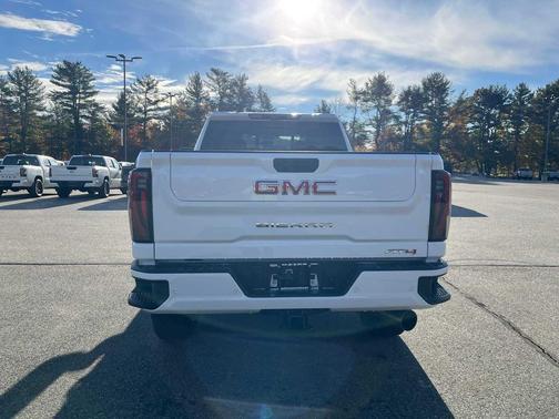 Summit White 2026 GMC Sierra 2500 AT4