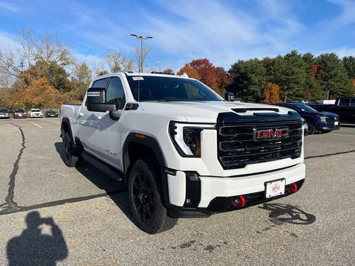 Summit White 2026 GMC Sierra 2500 AT4