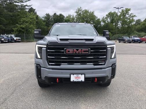 2025 GMC Sierra 2500 AT4