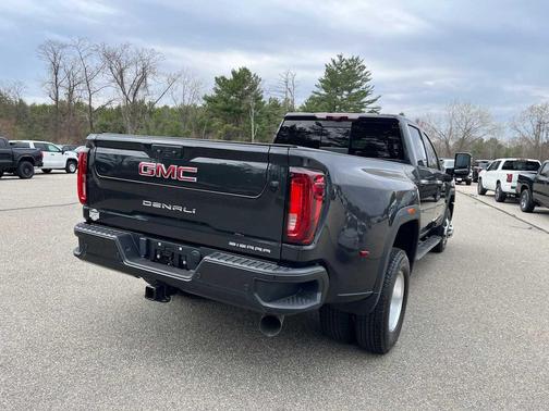 Carbon Black Metallic 2021 GMC Sierra 3500 Denali