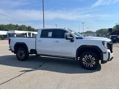 Summit White 2024 GMC Sierra 2500 Denali Ultimate