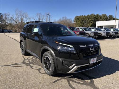 2025 Nissan Pathfinder Rock Creek 4WD