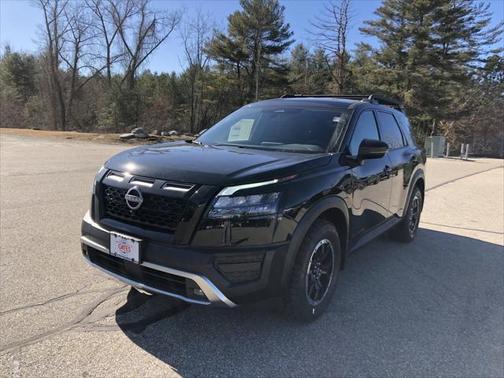 2025 Nissan Pathfinder Rock Creek 4WD