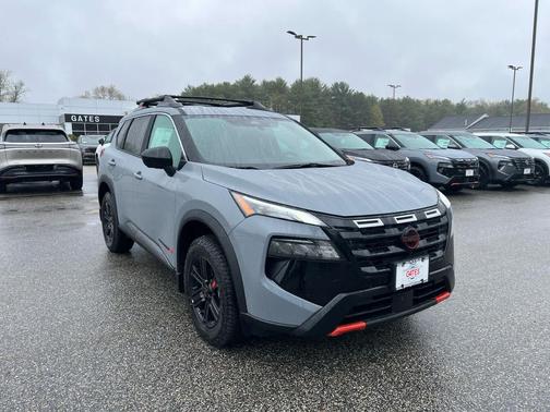 Boulder Gray Pearl 2026 Nissan Rogue Rock Creek