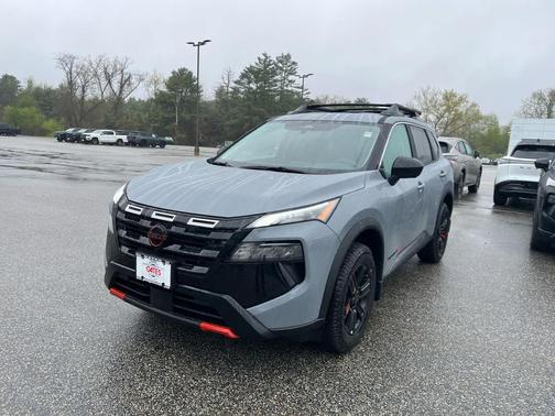 Boulder Gray Pearl 2026 Nissan Rogue Rock Creek