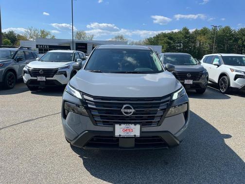 Boulder Gray Pearl 2026 Nissan Rogue SV