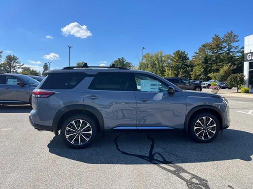 Boulder Gray Pearl 2026 Nissan Pathfinder Platinum