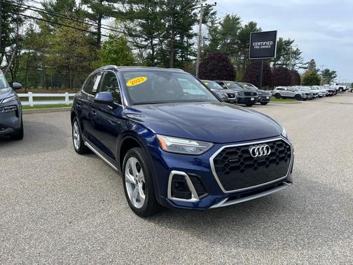 Navarra Blue Metallic 2023 Audi Q5 45 S line Premium Plus