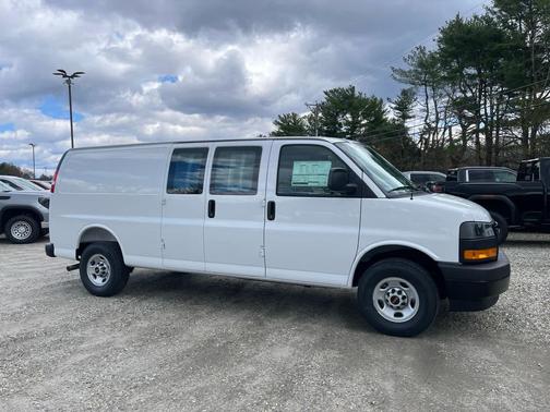 Summit White 2026 GMC Savana 3500 Work Van