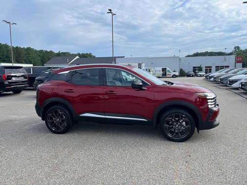 Scarlet Ember Tintcoat 2027 Nissan Kicks SR