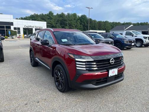 Scarlet Ember Tintcoat 2027 Nissan Kicks SR