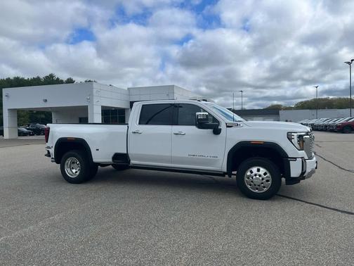 Summit White 2026 GMC Sierra 3500 Denali