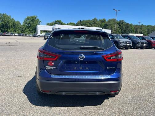 Caspian Blue Metallic 2021 Nissan Rogue Sport SV