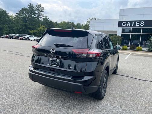 Super Black 2026 Nissan Rogue SV