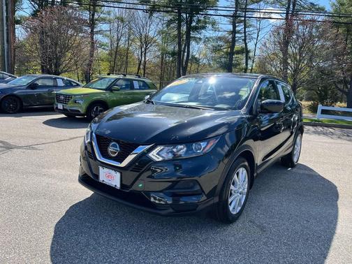 Magnetic Black Pearl 2021 Nissan Rogue Sport S