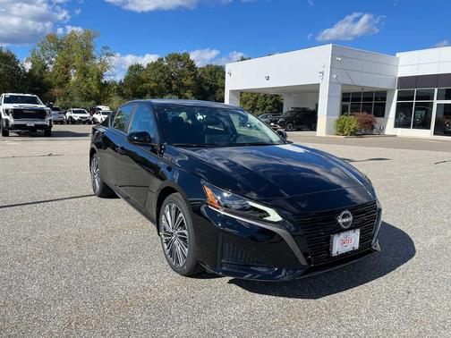 Super Black 2026 Nissan Altima SV AWD