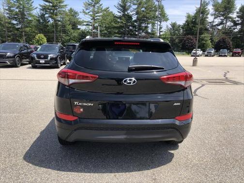 2017 Hyundai TUCSON SE