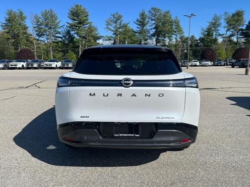 Everest White SPR Black 2026 Nissan Murano Platinum