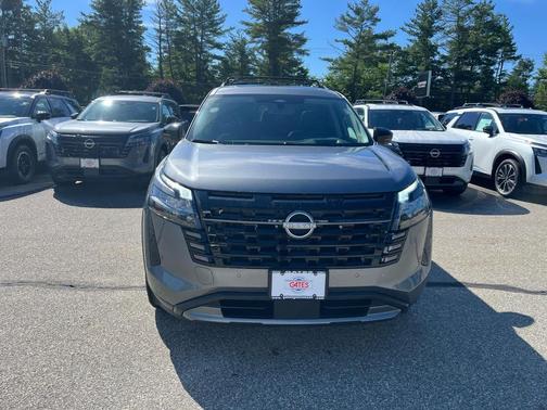 Gun Metallic 2026 Nissan Pathfinder Platinum