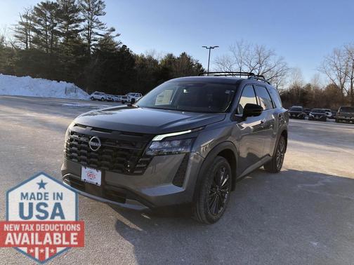 2026 Nissan Pathfinder SL