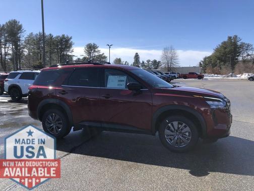 2026 Nissan Pathfinder SV