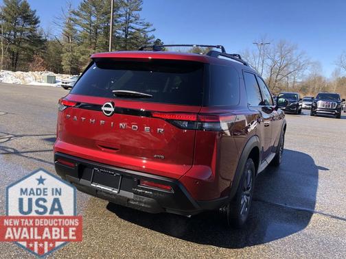 2026 Nissan Pathfinder SV