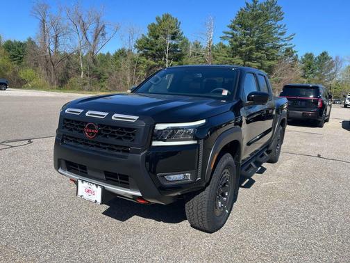 Super Black 2026 Nissan Frontier PRO-4X