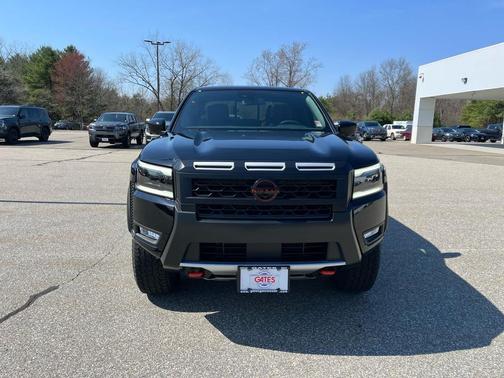 Super Black 2026 Nissan Frontier PRO-4X