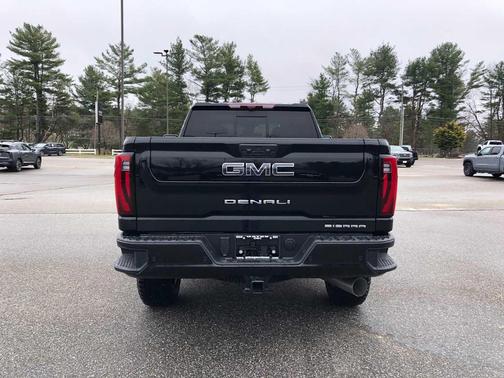 Onyx Black 2026 GMC Sierra 2500 Denali Ultimate