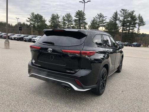 2023 Toyota Highlander XSE