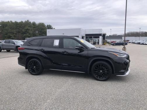 2023 Toyota Highlander XSE