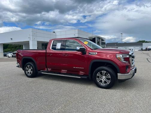 Red Quartz Tintcoat 2019 GMC Sierra 1500 SLE