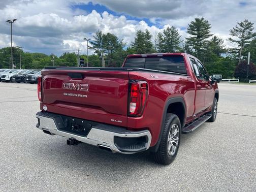 Red Quartz Tintcoat 2019 GMC Sierra 1500 SLE