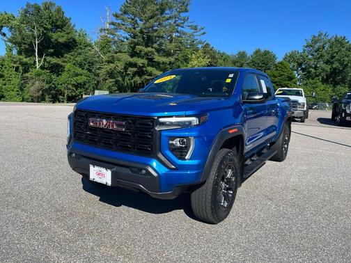 Dynamic Blue Metallic 2024 GMC Canyon Elevation