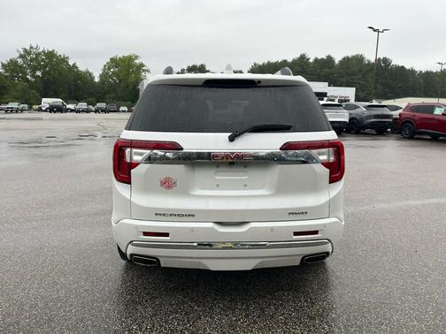 White Frost Tricoat 2021 GMC Acadia Denali
