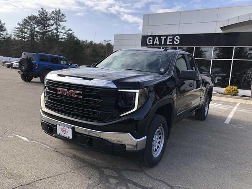 Onyx Black 2026 GMC Sierra 1500 Pro